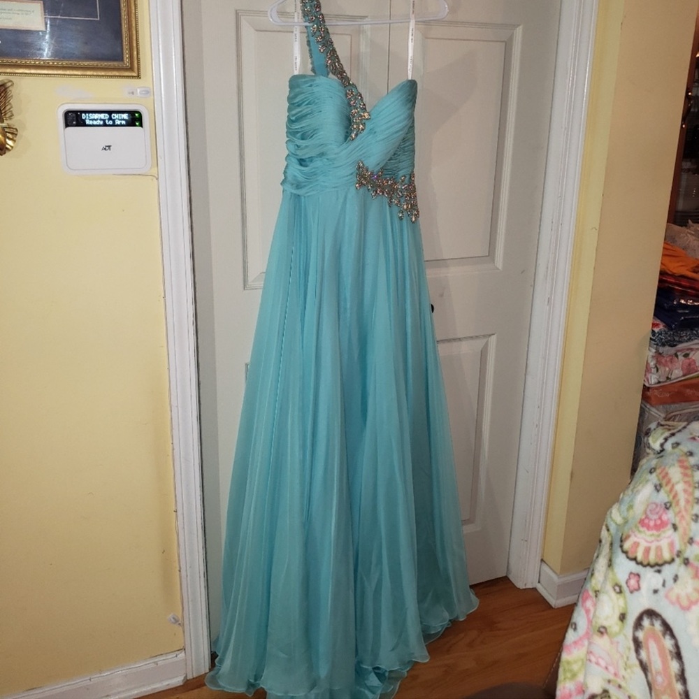 Sherri hill prom dress